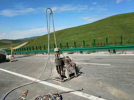 杨浦公路地基基础注浆加固